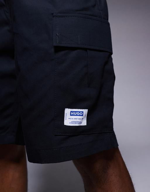 HUGO Blue - Giulio - Ruimvallende cargoshort in zwart, deel van co-ord set, 3 van 5