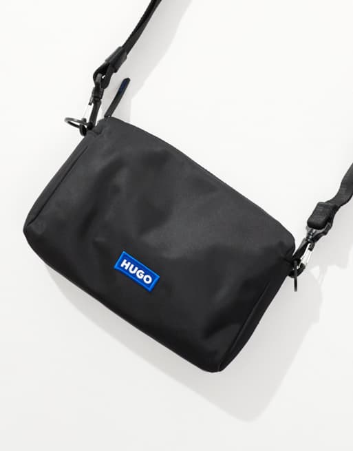 HUGO BLUE クロスボディバッグ ロゴ ししゅう ユニセックス HUGO - Crossbody bag in structured twill with blue logo trim