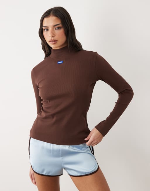 HUGO Blue logo easy long sleeve top in brown, 4 of 4