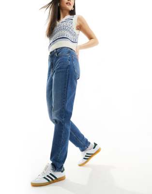 HUGO BLUE - Mom-Jeans in Mittelblau