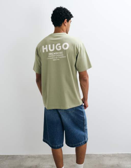 HUGO Blue Nalono camiseta con estampado en la espalda en verde claro, 5 de 5