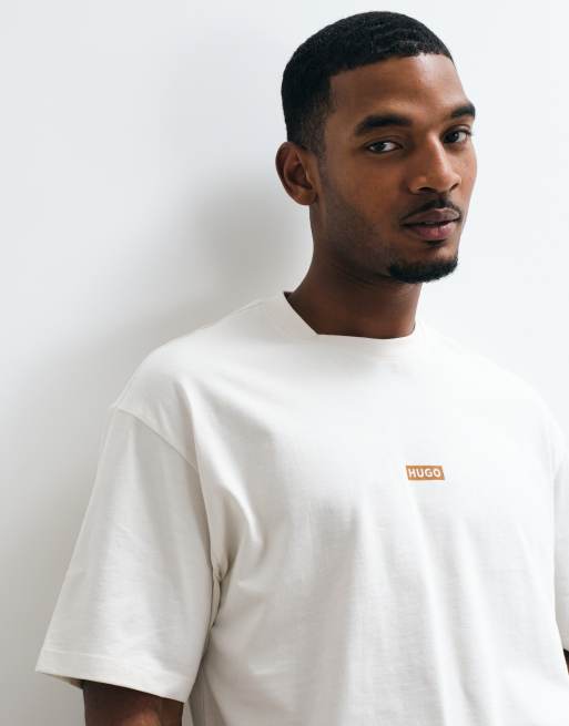 HUGO Blue Nalono T-shirt con stampa sul retro in ecru, 2 di 10