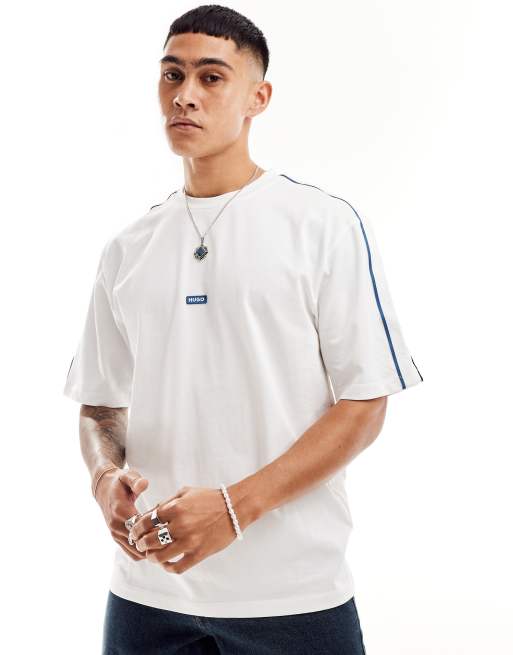 HUGO Blue – Neloy – T-shirt z taśmą z boku