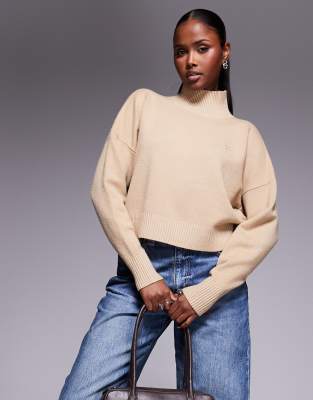 HUGO Blue - Sesty - Hochgeschlossener Oversize-Strickpullover in Beige mit farblich abgestimmtem Logo-Neutral