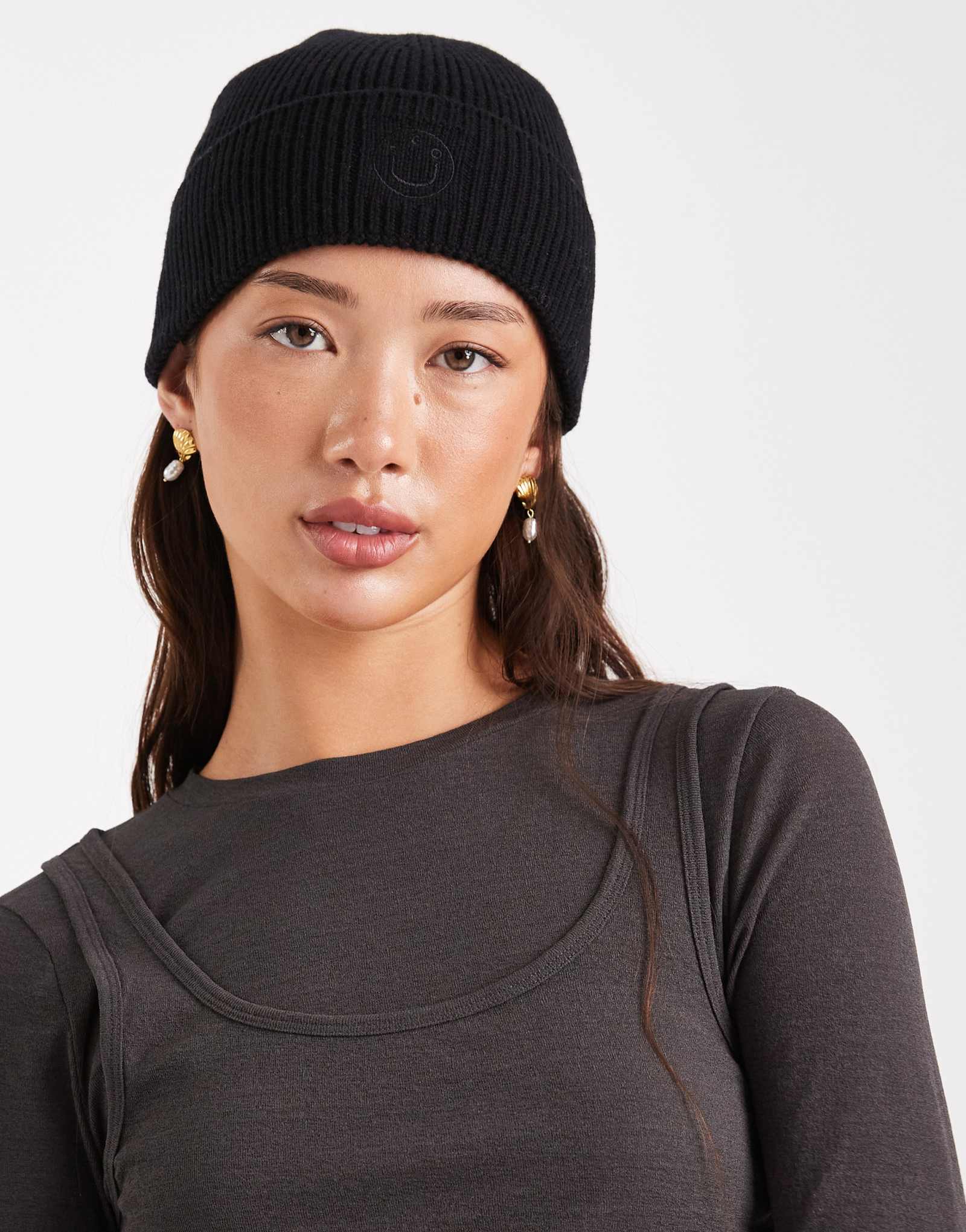 Вязаная шапочка с логотипом HUGO Blue Xafon черного цвета в тон