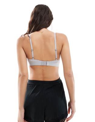 HUGO Triangle Rib – Hochwertige Verarbeitung, Zeitloses Design
