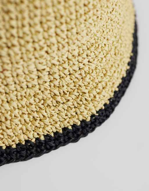 Hugo Boss bucket hat in light beige, 2 of 3