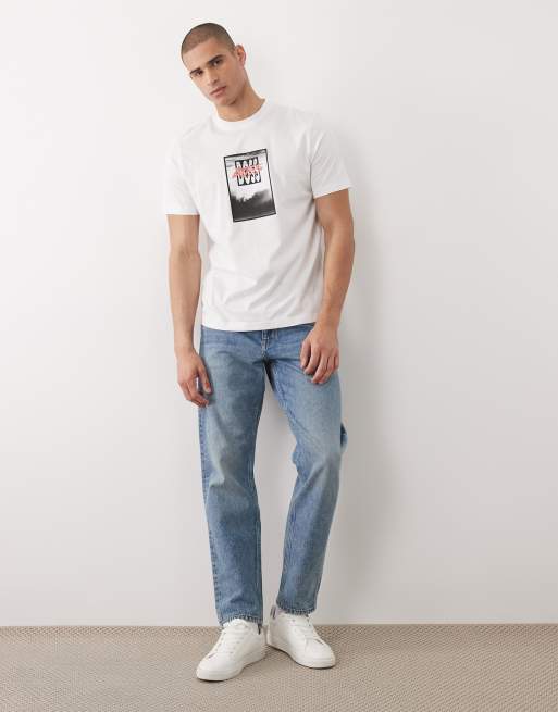 Hugo Boss - Camiseta blanca holgada de manga corta con estampado gráfico, 2 de 5