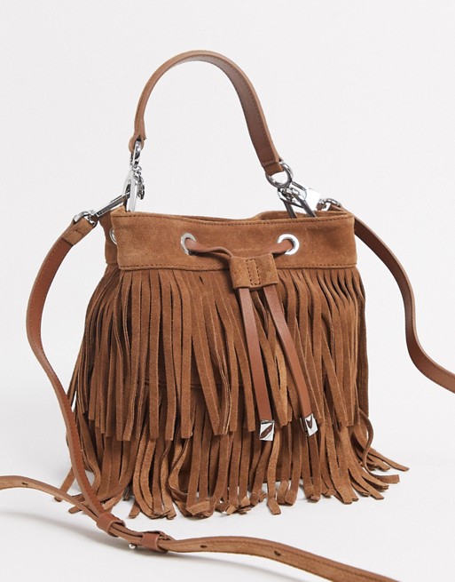 Hugo Boss drawstring-close bucket back in leather in rust