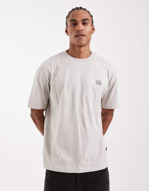 Hugo Boss relaxed fit graphic t-shirt in grey, 3 of 5