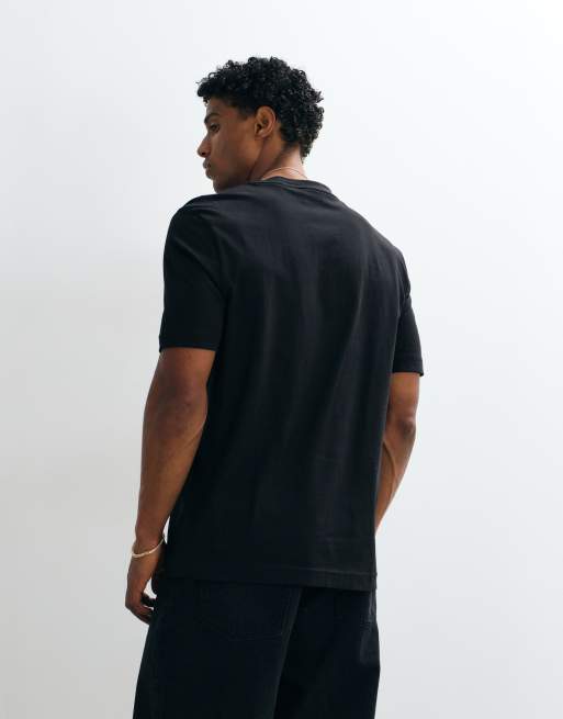 Hugo Boss relaxed-fit T-shirt met kleine graphic in zwart, 3 van 5