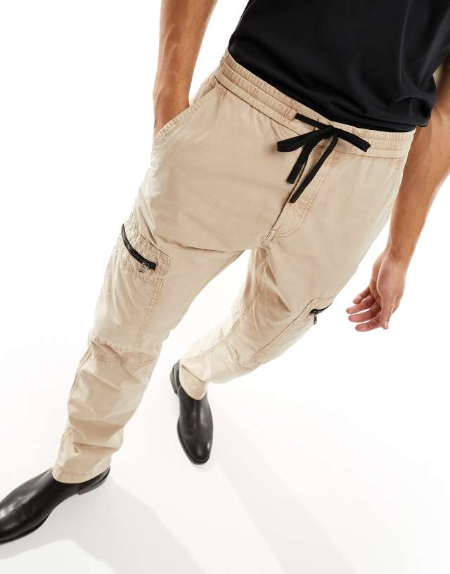 Hugo Red - HUGO Dalek241D cargo trousers in beige