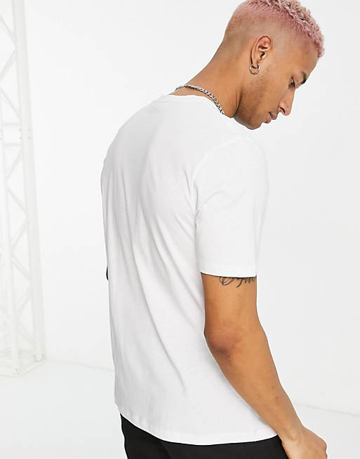 HUGO Darlon203 vertical logo t-shirt in white