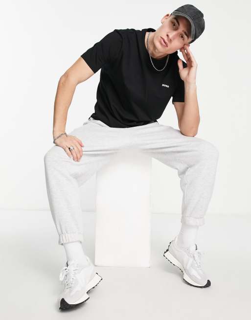 Hugo Dero small logo t-shirt in black , 4 of 4