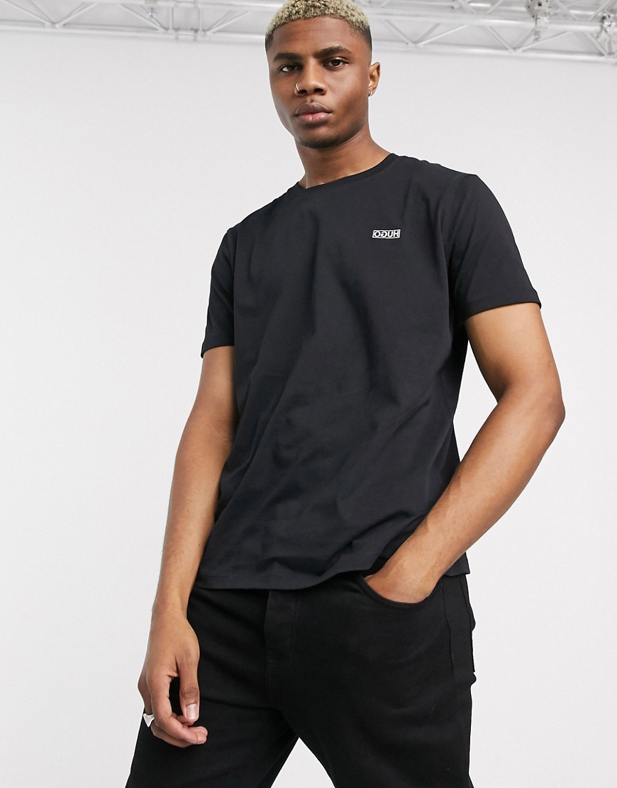 HUGO - Dero - T-shirt nera con logo piccolo sul petto-Nero
