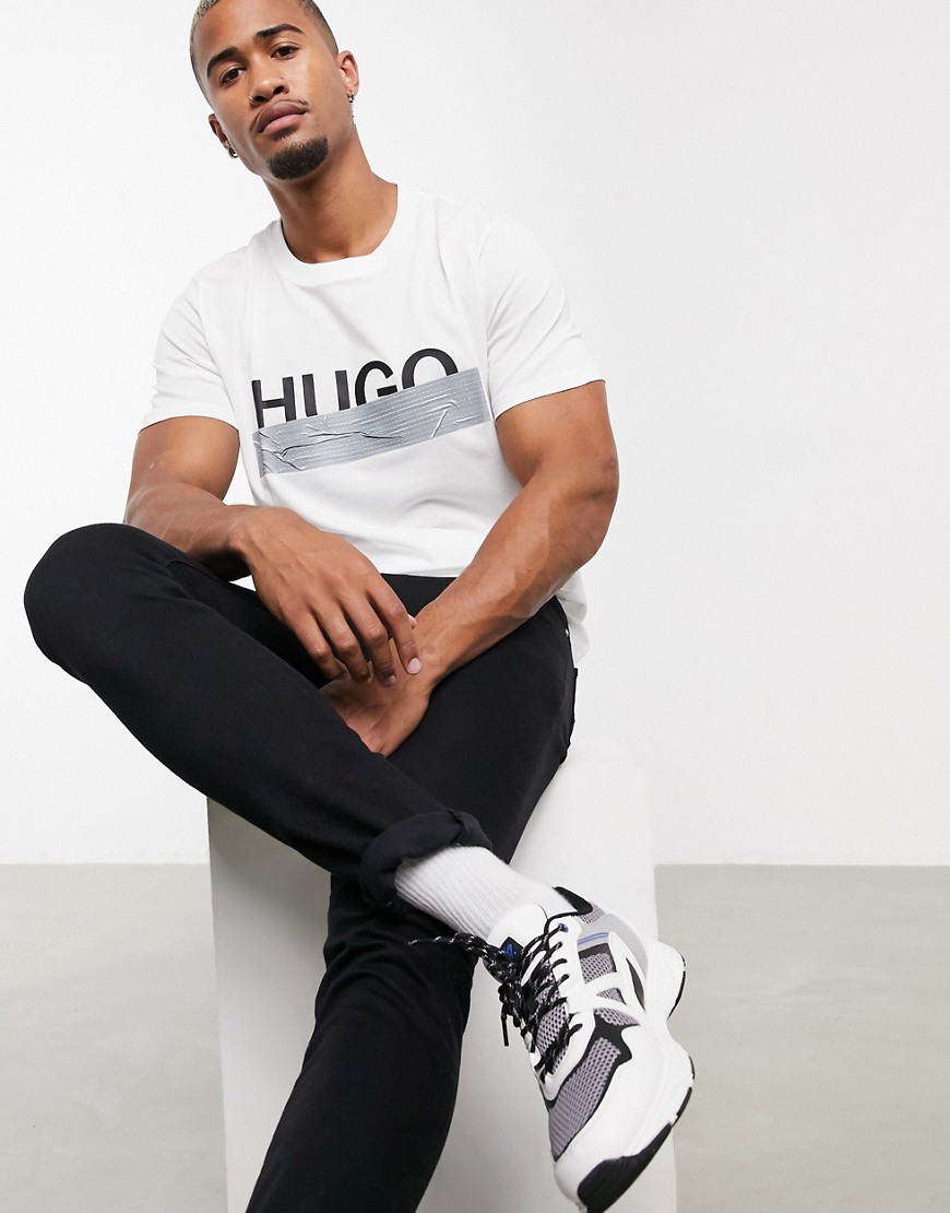 HUGO Dicagolino U204 contrast taped large logo t-shirt in white