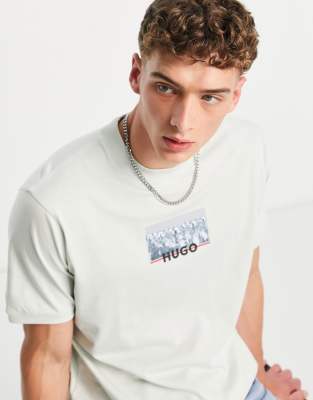 Hugo Dilliam robot print t-shirt in green - ASOS Price Checker