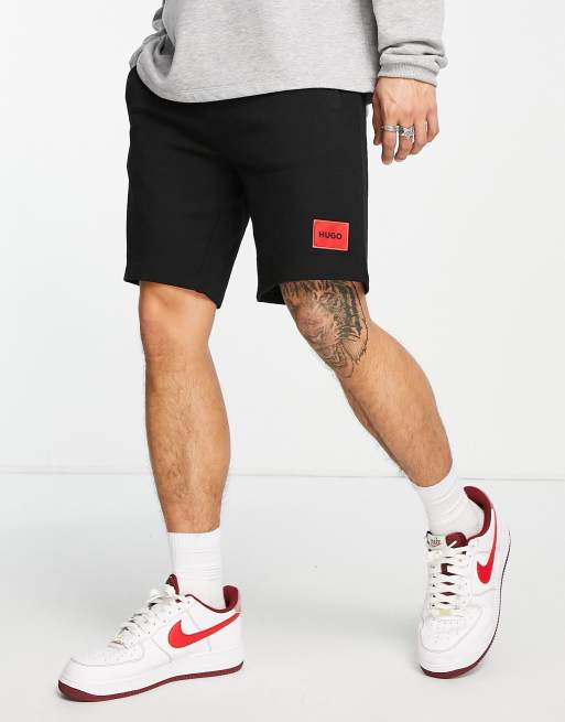 HUGO – Diz – Czarne szorty z logo w ramce 