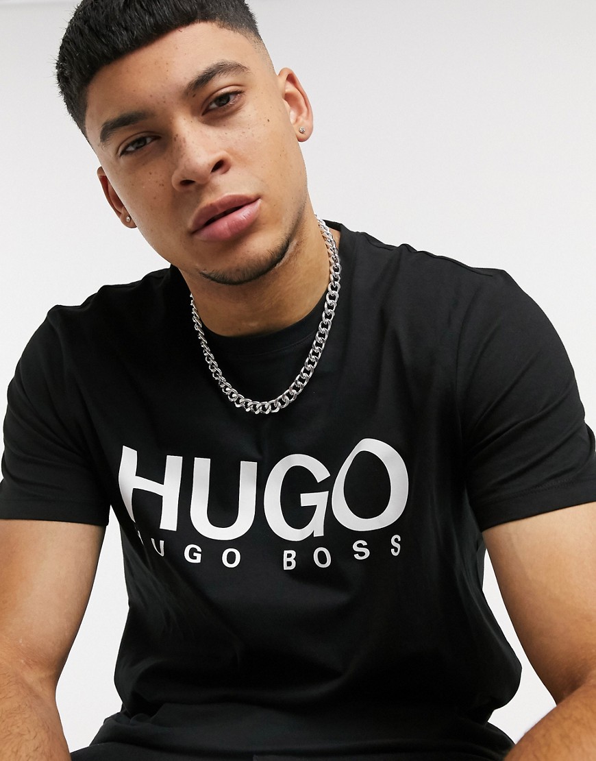HUGO – Dolive – Svart t-shirt med stor logga