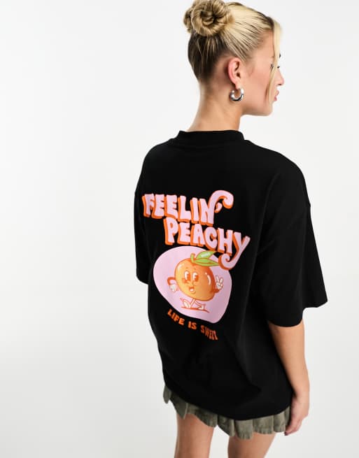 HUGO – Drisela – T-Shirt in Schwarz mit Grafikprint auf Brusthöhe