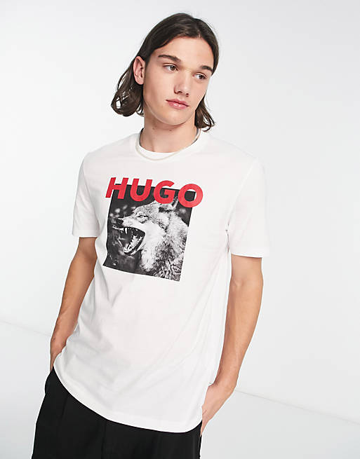 HUGO – Dupus – T-Shirt in Weiß mit Wolf-Grafik | ASOS