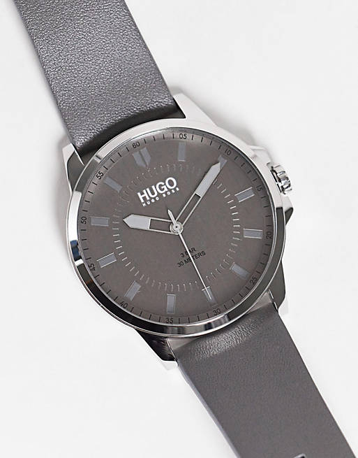 Hugo mens leather watch in grey 1530185