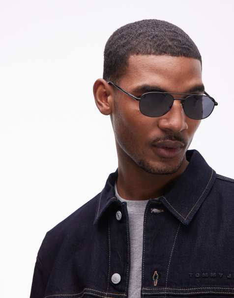 Hugo  navigator sunglasses in matte black - view 1