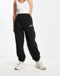 HUGO Njola trackies in black