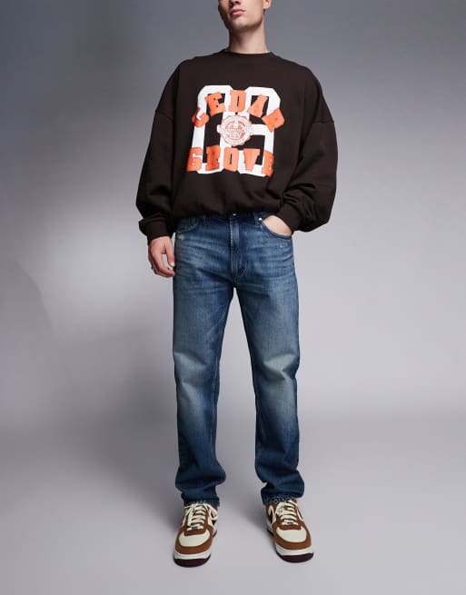 Hugo - Red 640 - Rechte jeans in donkerblauw met wassing