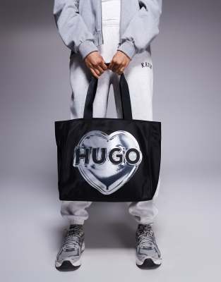 HUGO Red - Becky - Große Tragetasche in Schwarz mit Herzprint