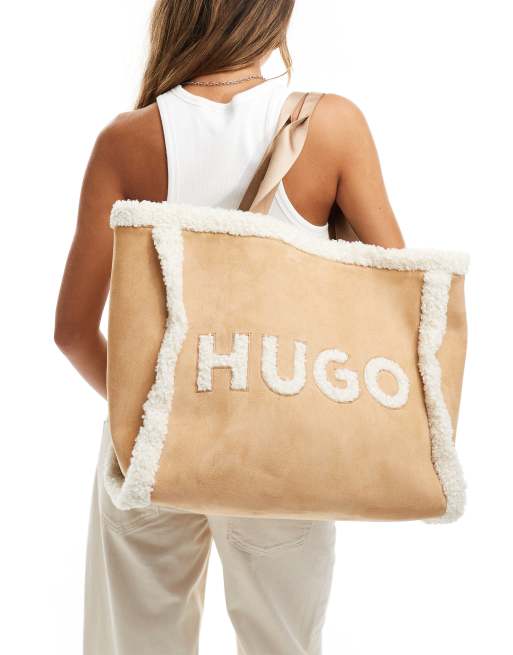 HUGO Red becky tote bag in beige with sherpa lining