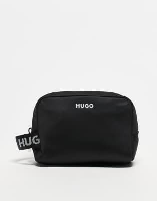 HUGO Red - Bel - Make-up-Tasche aus Nylon in Schwarz