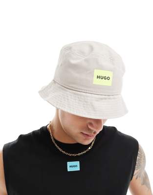 bucket hat in gray