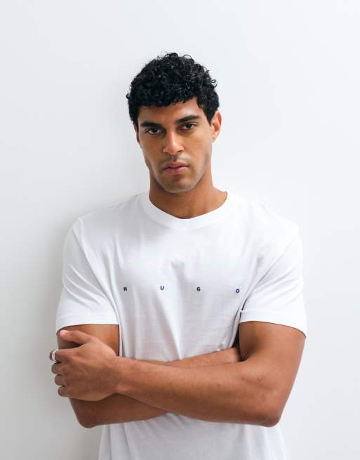 HUGO Red - camiseta blanca con logotipo de texto en el pecho