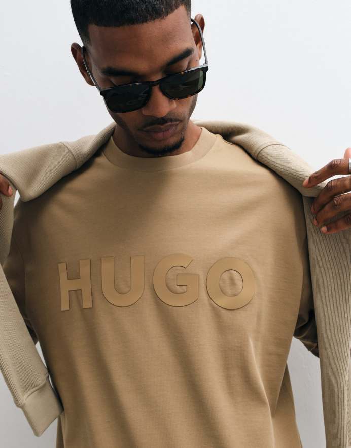 Hugo Red camiseta oversize de conjunto con logotipo tonal en beige