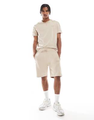 Hugo Red Hugo Red co-ord Liam shorts in beige-Neutral