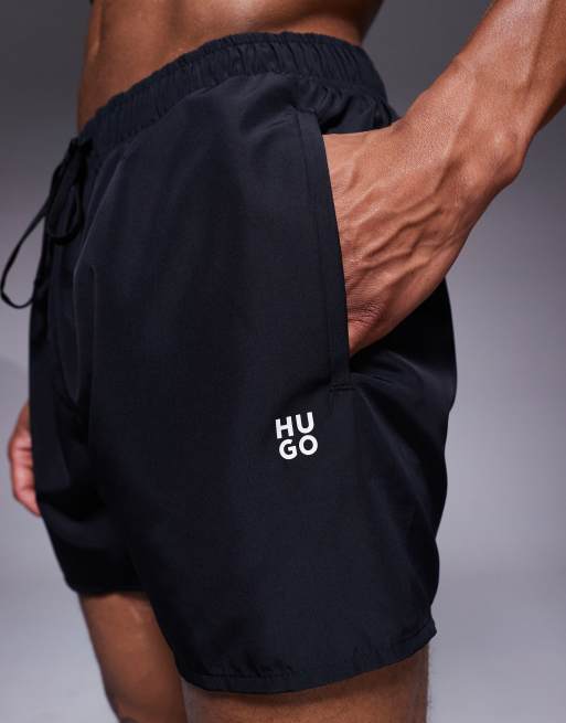 HUGO Red - Cruise - Ensemble avec short de bain, serviette et sac à logo - Noir, 3 de 4