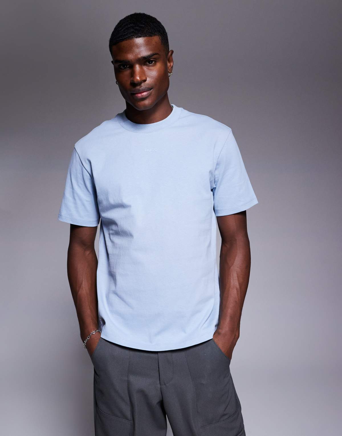 HUGO RED Dapolino tonal central logo relaxed fit t-shirt in light blue