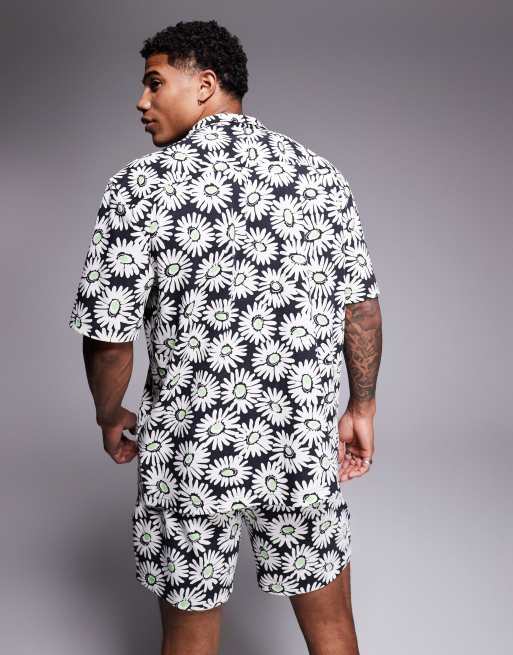 HUGO Red - Dazzy - Ensemble de plage avec short de bain et chemise à manches courtes et imprimé marguerites - Multicolore, 4 de 4