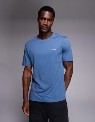 Dero - T-Shirt in hellem Mittelblau mit farblich abgestimmtem Logo Blau XL