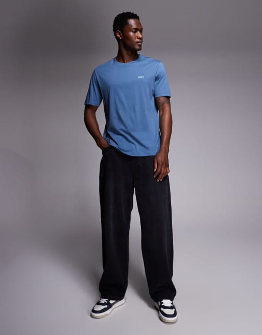 HUGO Red Dero tonal logo t-shirt in light mid blue, 2 of 5