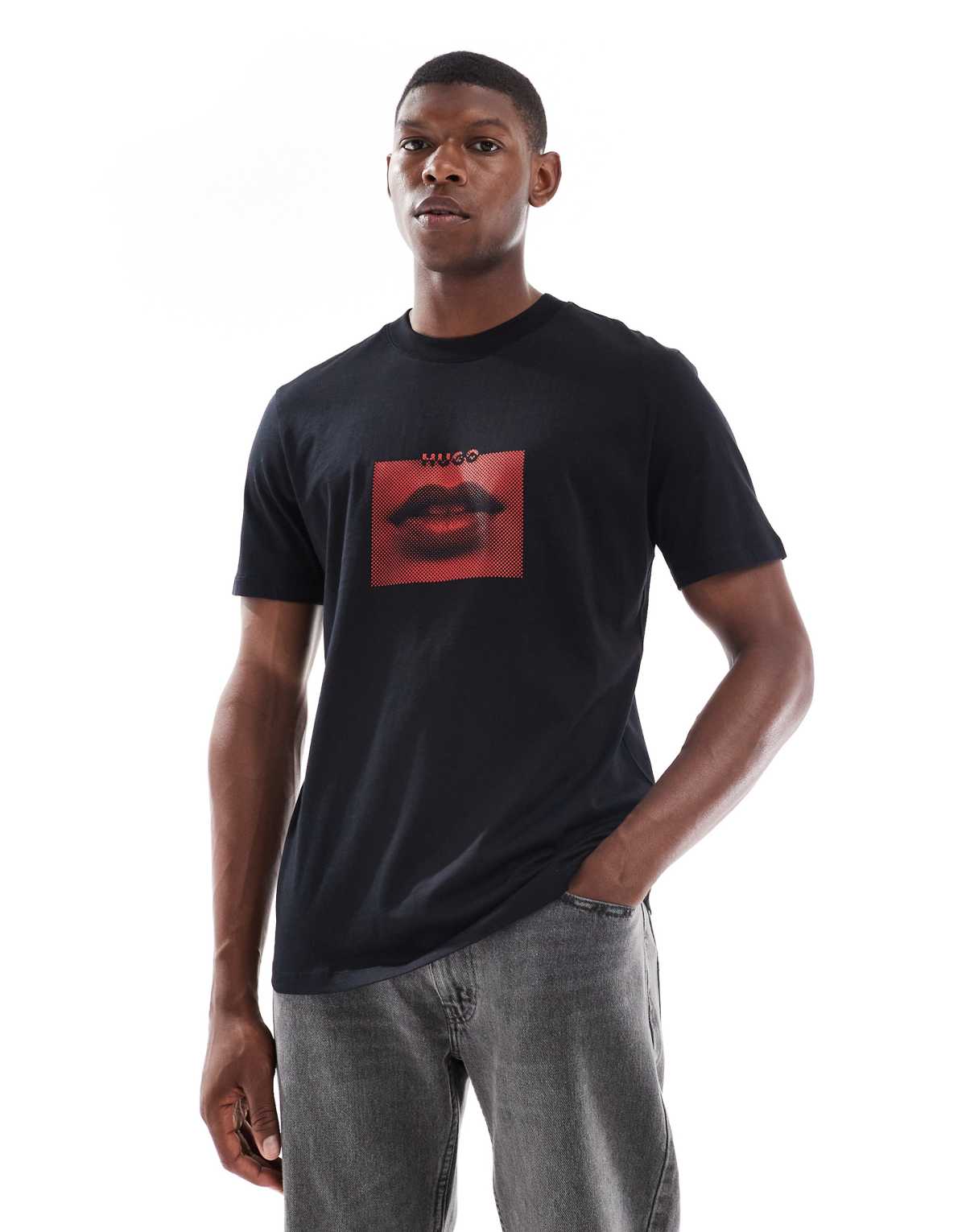Hugo Red Deterni t-shirt in black