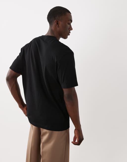 HUGO Red doreston relaxed fit chest graphic print t-shirt in black, 5 of 5
