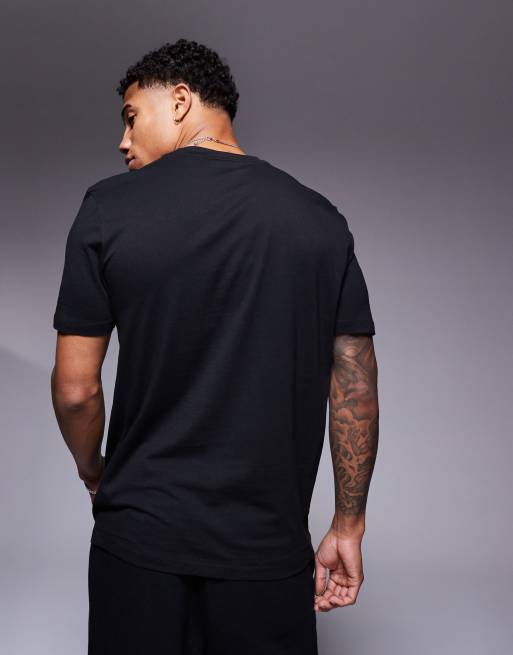 HUGO Red - Dulivio - T-shirt nera con logo centrale a contrasto sul petto, 4 di 4
