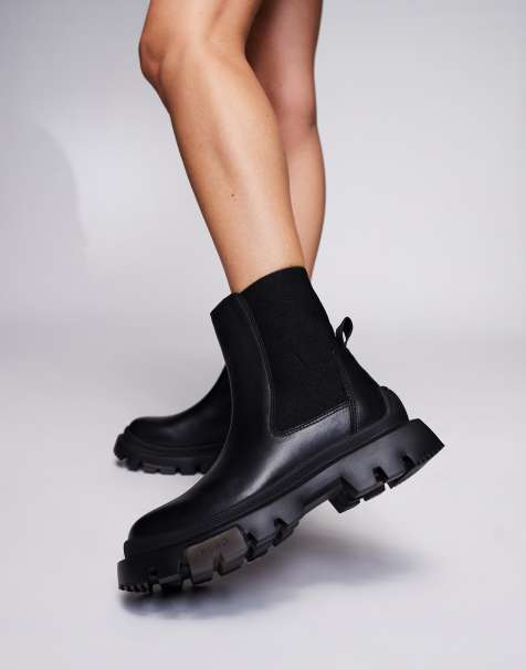 HUGO Red fabyan chunky chelsea boots in black - view 1