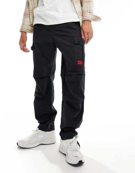 HUGO Red garlo cargo trousers in black - view 1