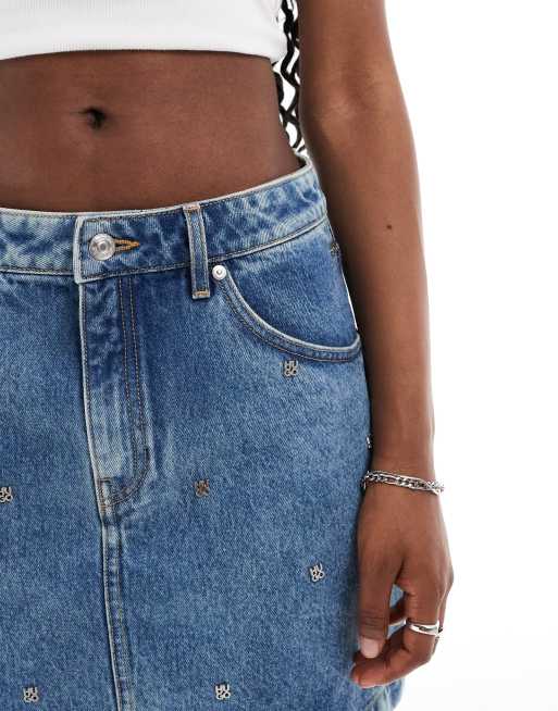 HUGO Red gebisi co-ord denim mini skirt in midwash blue with all over logo studding, 5 of 5