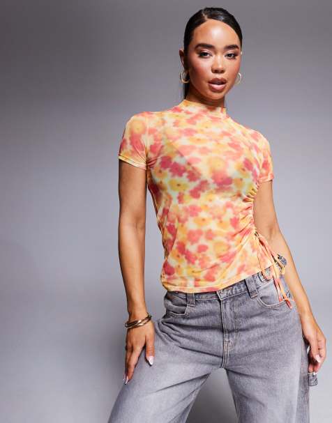 HUGO Red – Gul och rosablommig t-shirt i mesh med hög krage och ryschad knytning i sidan - view 1