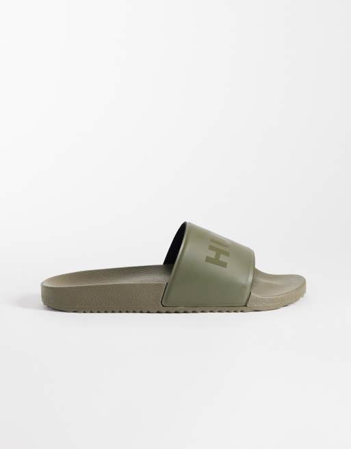 HUGO RED large logo detail sliders in light green, 2 of 4