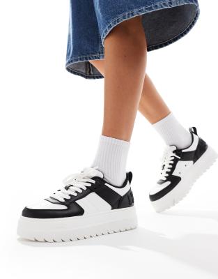 Hugo Red Lyssa Tenn sneakers in white and black